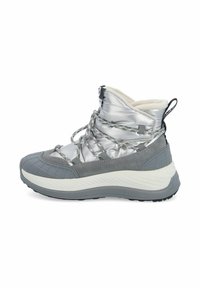 Graue wasserdichte Stiefelette mit glänzendem silberfarbenem Obermaterial, strukturiertem grauem Zehenbereich, kontrastierenden Schnürsenkeln und einer gepolsterten weißen Außensohle.