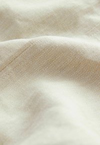 Next CROPPED REGULAR FIT - Pantaloni scurți - neutral