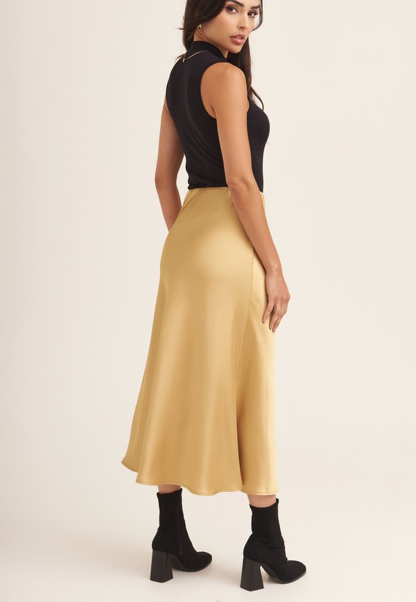 A-line skirt - sandy gold2
