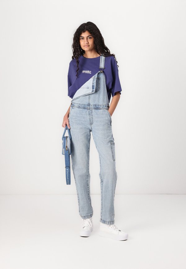ESSENTIALS DUNGAREE - Dungarees3