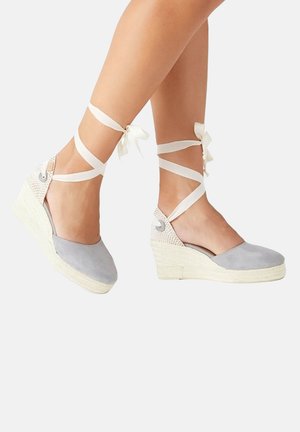 MARI - Zapatos de salón con cordones - gris
