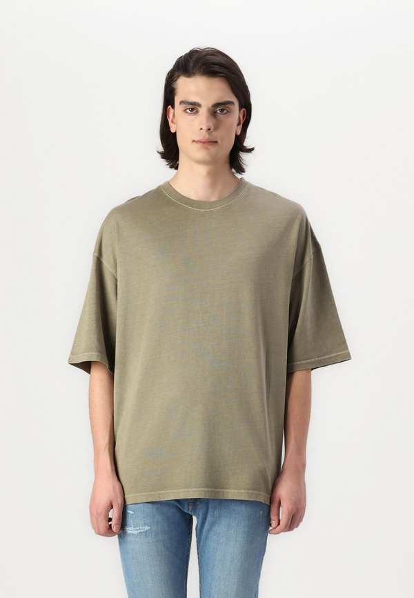 JJECHARGE FADED TEE - Basic T-shirt - silver sage
