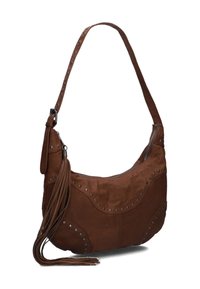 Sac hobo en cuir marron avec un design incurvé, des accents cloutés, une fermeture éclair et un détail de frange sur le côté. Bandoulière réglable.