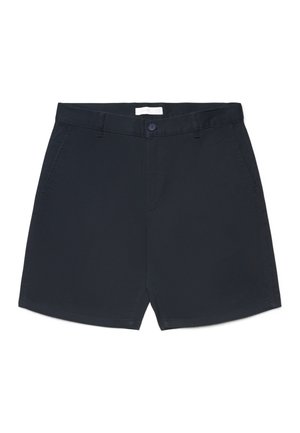 Marineblaue Herrenshorts in Freizeitoptik mit Knopf- und Reißverschluss, Gürtelschlaufen und Seitentaschen, flach auf weißem Hintergrund liegend.