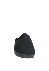 Zwarte suède slipper met een zachte, gladde textuur. Het ontwerp is instap met een ronde neus en een lage zwarte rubberen zool.