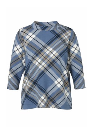 Blau kariertes Oberteil aus weichem Stoff, mit einem Mock-Neck, drei Viertelärmeln und einem Design mit sich kreuzenden weißen, braunen und marineblauen Linien.