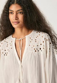 Pepe Jeans KAYLA - Camicetta - off white