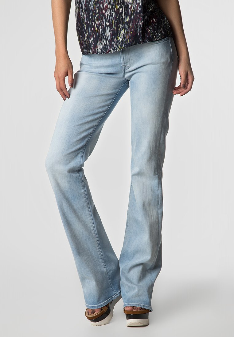 Vaqueros bootcut