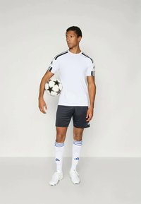 adidas Performance TIRO25C TRAINING SHORTS - Pantalón corto de deporte - black/purple rush