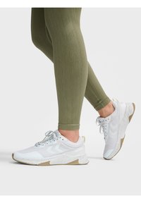Hummel REACH CORE - Trainingsschoen - barely blue