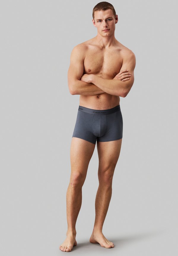 TRUNK MODERN COTTON VDAY - Trunks - hearts monogram turbulence2