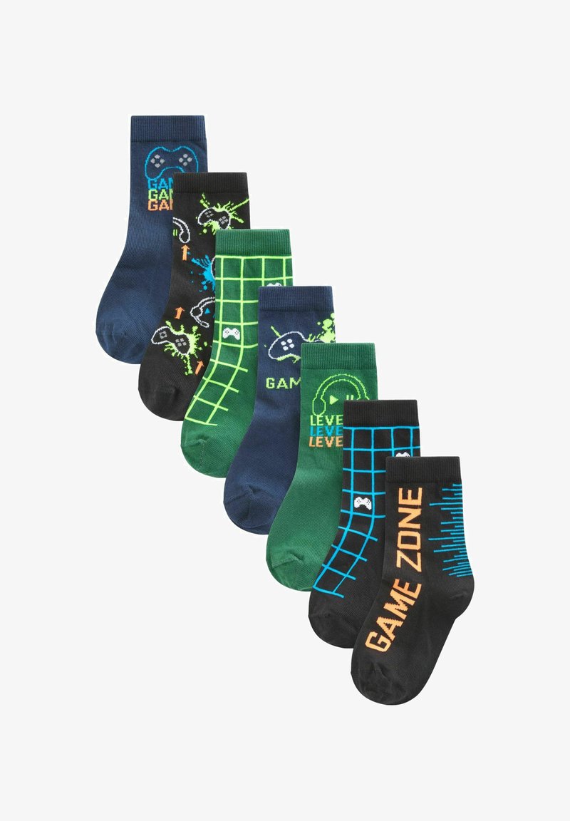 Conjunto de siete calcetines con varios diseños y colores, incluyendo azul, verde y negro, con gráficos y patrones temáticos de videojuegos.