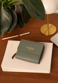 Gusti Leder BRIGITTA - Punge - grün