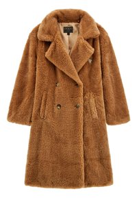 Cappotto in finta pelliccia marrone con colletto a revers, design doppiopetto, due tasche laterali e un sottile dettaglio del logo sul petto. Texture morbida.