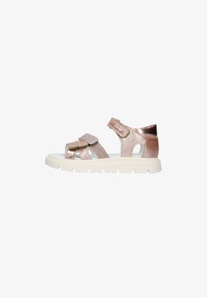 Sandalo metallizzato rosa oro per bambino con cinturini in velcro regolabili e suola bianca spessa scanalata, profilo laterale su sfondo bianco.