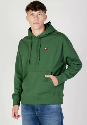 TJM RLX XS BADGE HOO - Felpa con cappuccio - dark green