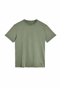 T-shirt olive vert à manches courtes en coton doux. Il présente un col rond et une finition texturée, avec un logo discret au niveau de l'ourlet.