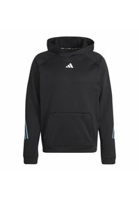 Schwarzer Kapuzenpullover aus weichem Stoff, mit einer Kängurutasche auf der Vorderseite und drei blauen diagonalen Streifen an jedem Ärmel.