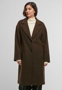 Urban Classics LONG - Klasisks mētelis - warmbrown