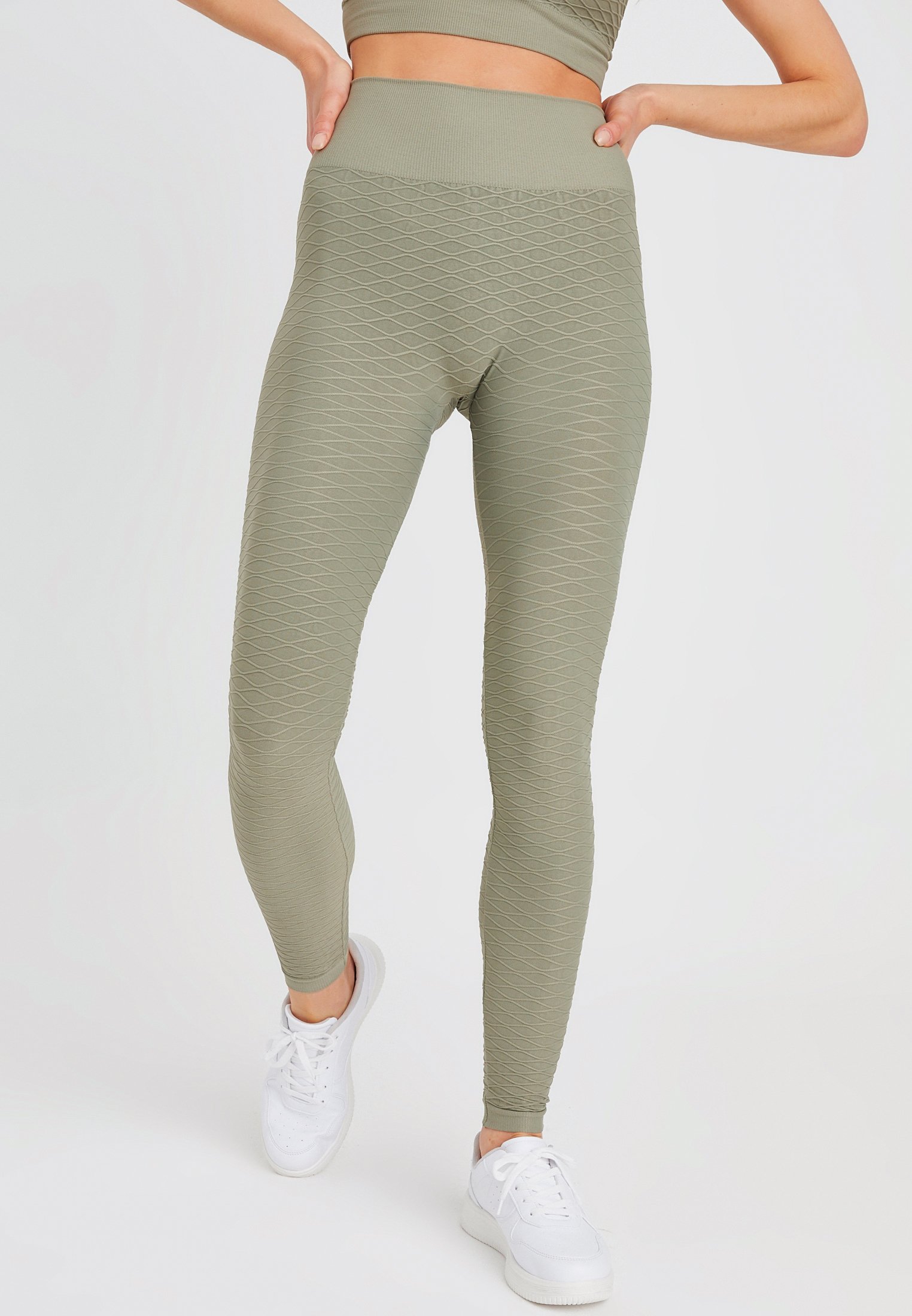 Leif Nelson SEAMLESS SPORT - Leggings - khaki/cachi - Zalando.it