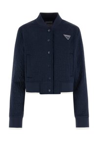 Marineblaue Cropped-Jacke mit strukturiertem Logomuster, gerippten Bündchen und Saum, Druckknopfverschluss und Logopatch auf der Brust.