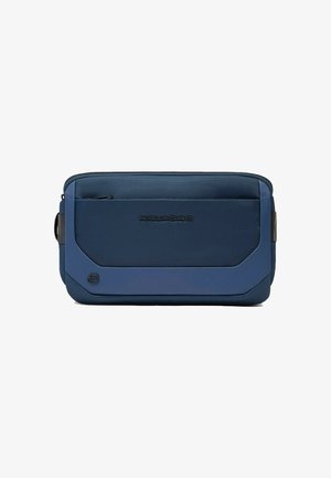 Borsa per laptop rettangolare blu in nylon testurizzato, con tasca frontale con cerniera, logo nero e tracolla imbottita.