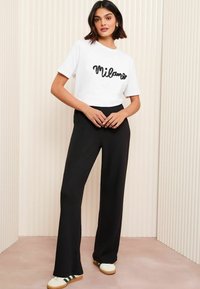 Friends Like These WIDE - Broek - black