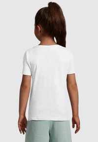 Merchcode BERRY CUTE  - T-shirt con stampa - white