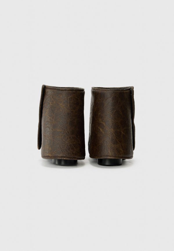 EMRIK GAITER - Boots - moro alva4