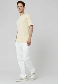 BZB TEXTURÉ - Pantalon classique - blanc écru