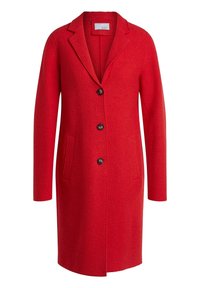Cappotto in lana rosso, lungo fino al ginocchio, con maniche lunghe, colletto a risvolto, tre bottoni neri e due tasche a filetto anteriori.