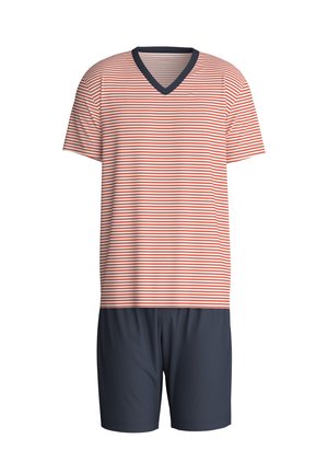 Top a maniche corte con scollo a V con strisce orizzontali rosse e bianche abbinato a pantaloncini blu scuro tinta unita.