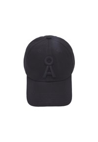 Schwarze Mütze aus strukturiertem Stoff mit einem erhabenen "A"-Logo auf der Vorderseite. Sechspaneldesign mit gebogenem Schirm und Belüftungsöffnungen.