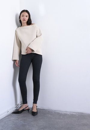 JONI  - Jeans Slim Fit - black denim