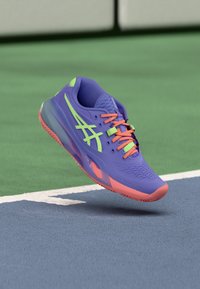 GEL RESOLUTION - Padel cipő - amethyst/illuminate green
