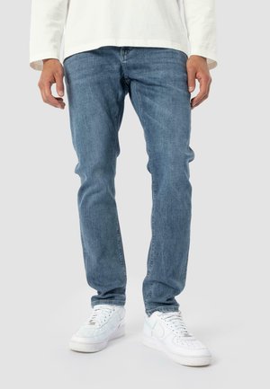 DAVE - Jeans Tapered Fit - blue denim