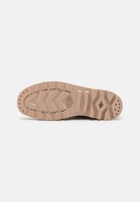 Palladium PAMPA HI HTG SUPPLY - Botines con plataforma - beige/tan
