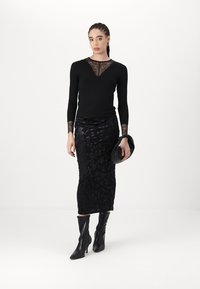 Even&Odd Pencil φούστα - black