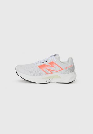FUELCELL PROPEL V5 - Road running shoes - white