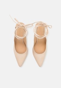ALOHAS BIRDIE - Obuća na petu s vezicama - cream