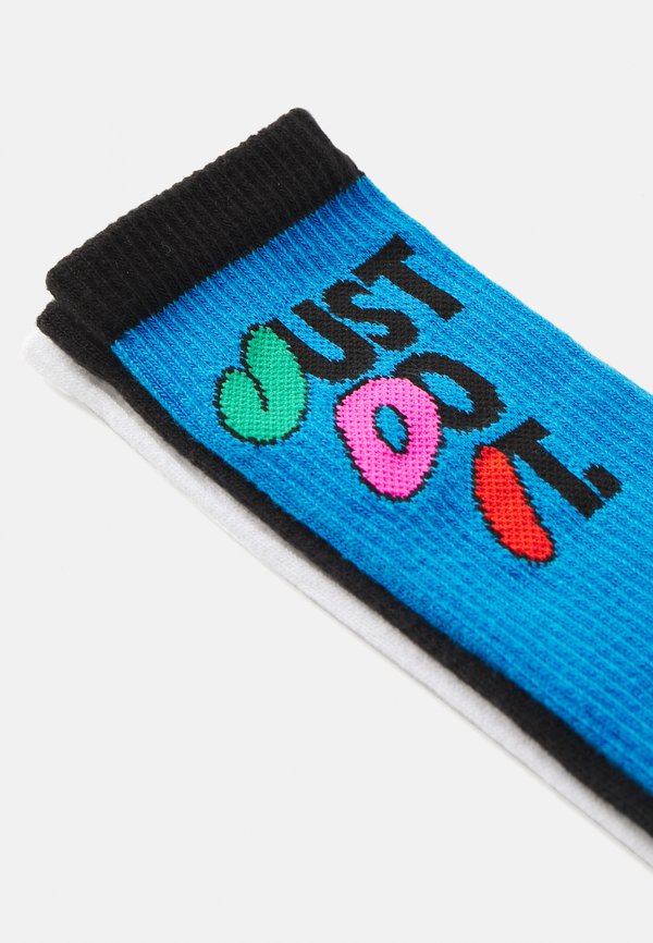 CREW UNISEX 3 PACK - Socks4