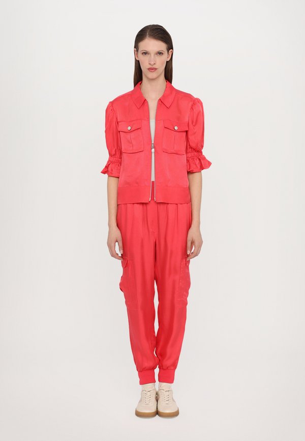 GILES PANT - Cargo trousers - cherry lemon3