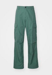 Unselected, duck green
