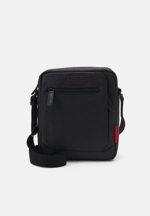 CLARK SCHULTERTASCHE - Sac bandoulière - schwarz
