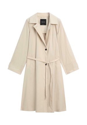 Beige knielange trenchcoat met brede kraag, lange mouwen, twee zwarte knopen en een riem gestrikt in de taille.