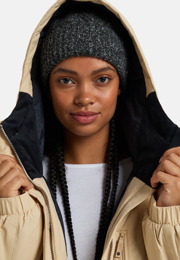 LOFTY CLOUD - ISOLIERTE - Winter coat - tgj3