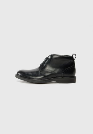 ALDWIN CHUKKA - Lace-up ankle boots - black