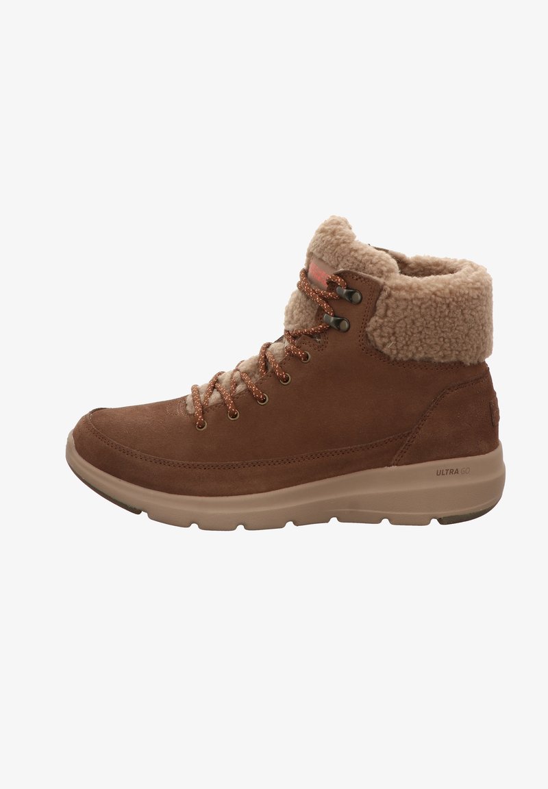 Botte d'hiver en suède marron avec doublure en polaire, lacets sur le devant et semelle épaisse en caoutchouc beige marquée "ULTRA GO".