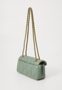 COACH TABBY SHOULDER BAG 20 WITH PILLOW QUILTING - Schoudertas - sage