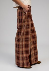 AN'GE PONTALY - Pantalon classique - chocolat